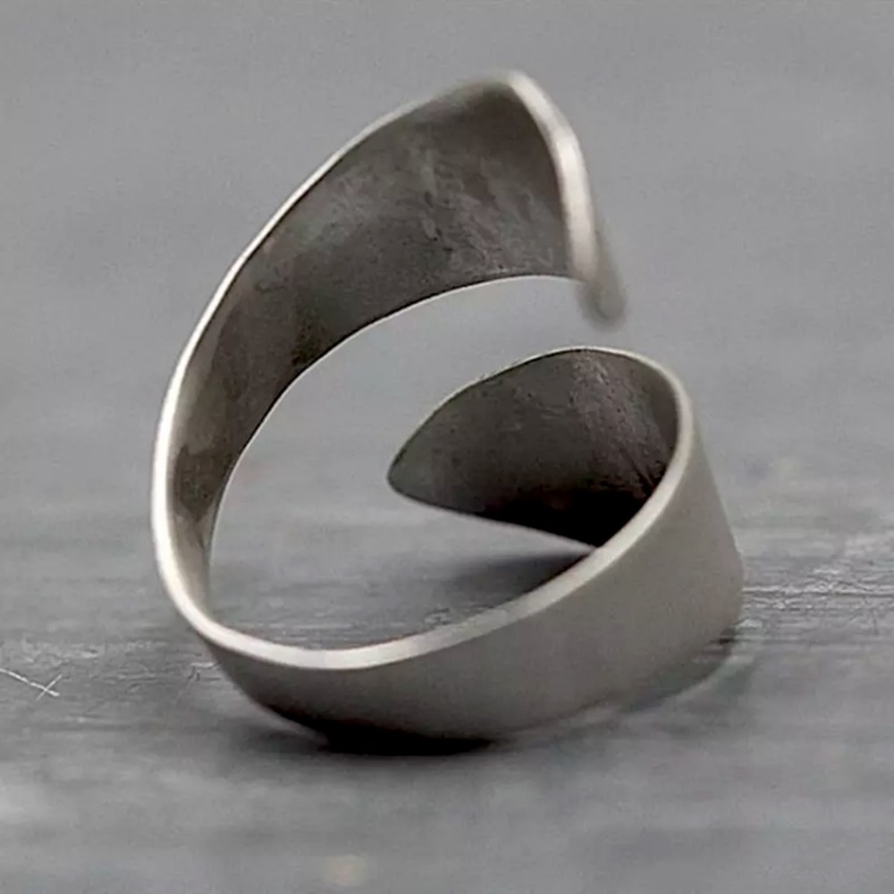 “Wanderlust” Forest Mountain Landscape Silver Ring - Picture 3 of 9